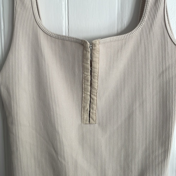 Abercrombie Bodysuit - Picture 2 of 4